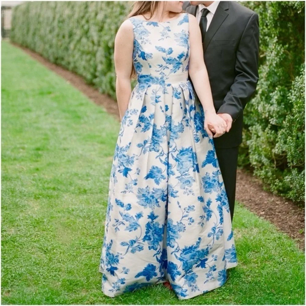 NWT Eliza J Jacquard Creamy White and Blue Floral Pleated Gown, Size 2 - Picture 2 of 16